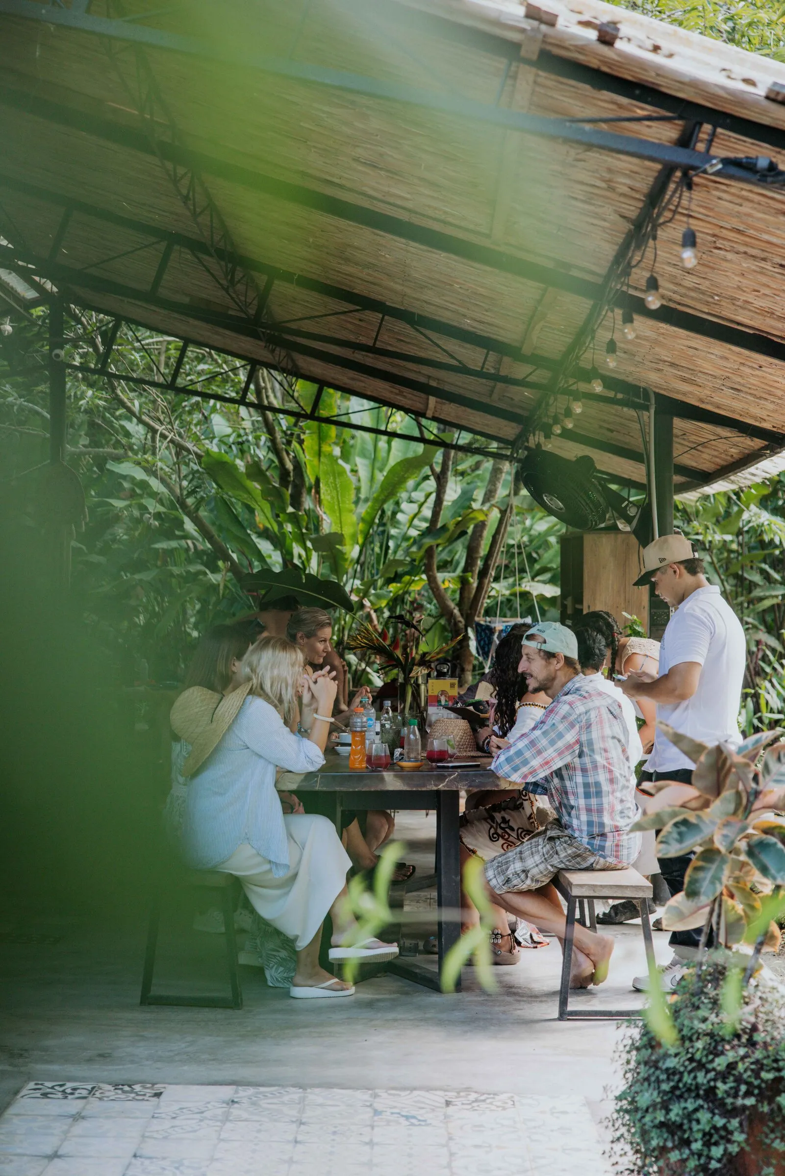 A group eating at Instinto